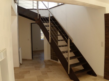 Escalier en acier et garde-corps inox